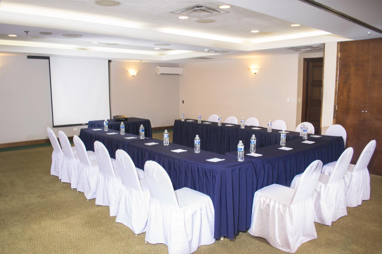 Istay Hotel Сьюдад-Хуарес Екстер'єр фото Meeting room